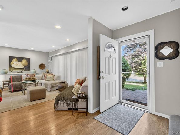 1508 Sylvia Lane, East Meadow NY 11554