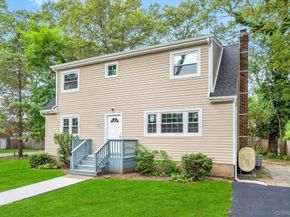 123 Patchogue Avenue, Mastic NY 11950