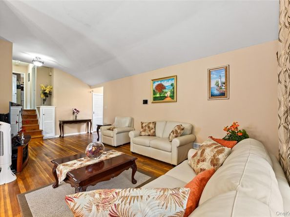 1320 East 101st Street, Brooklyn NY 11236