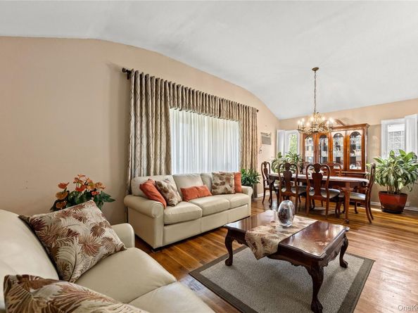 1320 East 101st Street, Brooklyn NY 11236