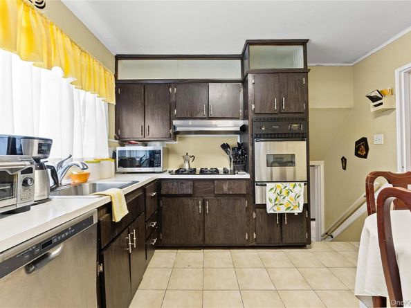 1320 East 101st Street, Brooklyn NY 11236