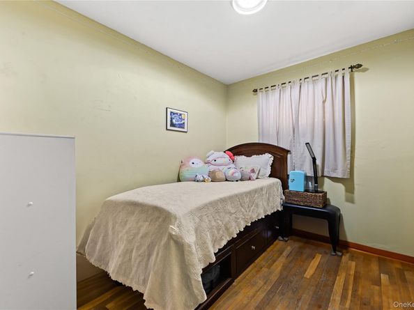 1320 East 101st Street, Brooklyn NY 11236