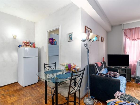 1501 Metropolitan Avenue 6C, Bronx NY 10462