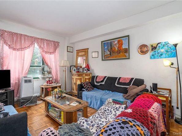1501 Metropolitan Avenue 6C, Bronx NY 10462