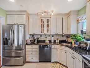 15 Inlet Drive, Lindenhurst NY 11757