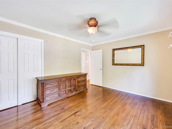11 Todd Court, Huntington Station NY 11746
