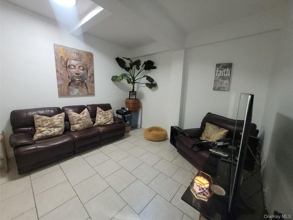 365 Bronx River Road 1H, Yonkers NY 10704