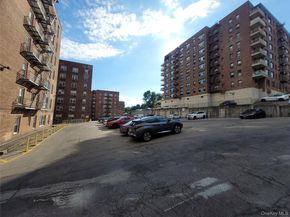 365 Bronx River Road 1H, Yonkers NY 10704