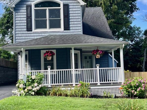18 Pine Drive, Oyster Bay NY 11771