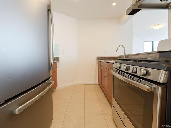 6070 Woodhaven Boulevard 4E, Elmhurst NY 11373