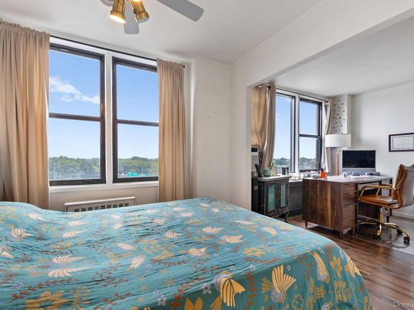 3121 Middletown Road 7L, Bronx NY 10461