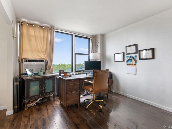 3121 Middletown Road 7L, Bronx NY 10461