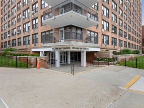 3121 Middletown Road 7L, Bronx NY 10461