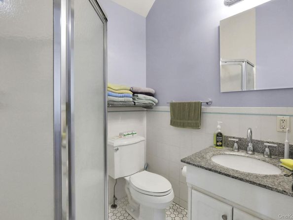 2 Harbor Lane 301, New Rochelle NY 10805