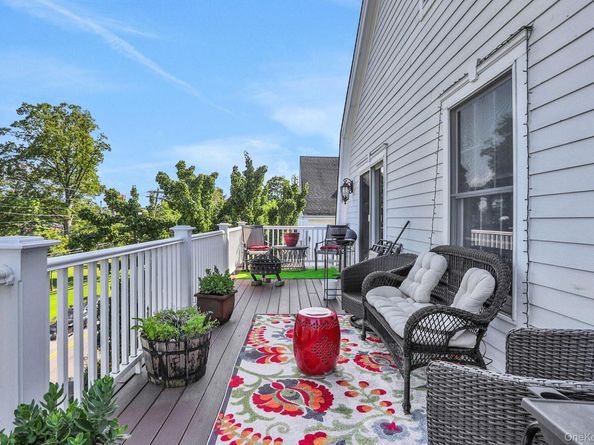 2 Harbor Lane 301, New Rochelle NY 10805