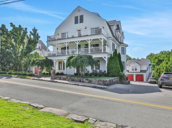 2 Harbor Lane