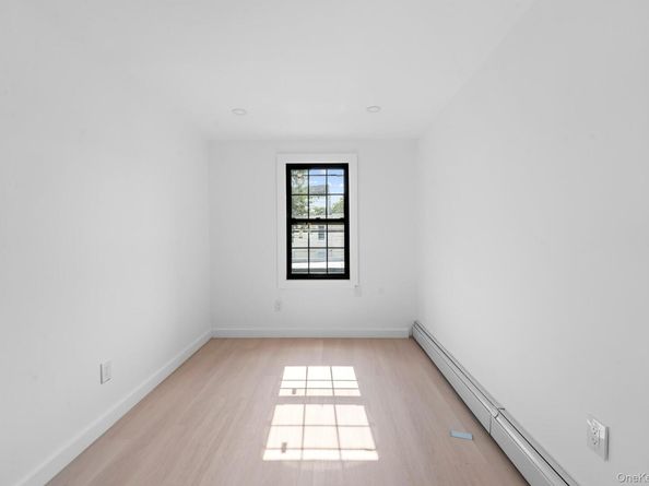 196 Shepherd Avenue, Brooklyn NY 11208