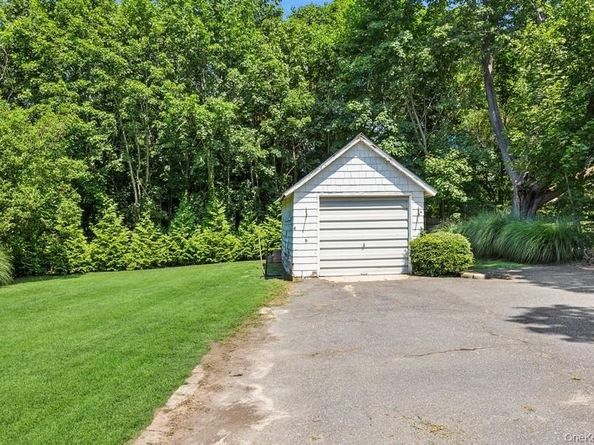 18955 Main Road, Mattituck NY 11952