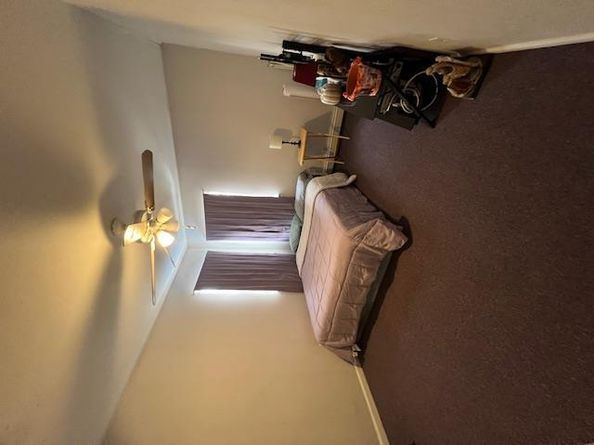 121 West Avenue, Hicksville NY 11801