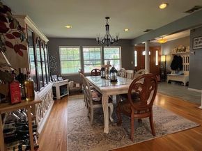 121 West Avenue, Hicksville NY 11801