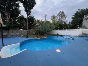 121 West Avenue, Hicksville NY 11801