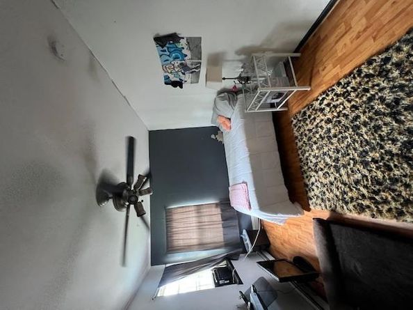 121 West Avenue, Hicksville NY 11801