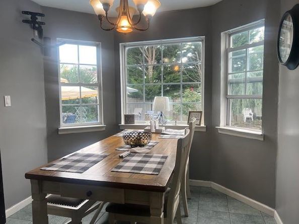 121 West Avenue, Hicksville NY 11801