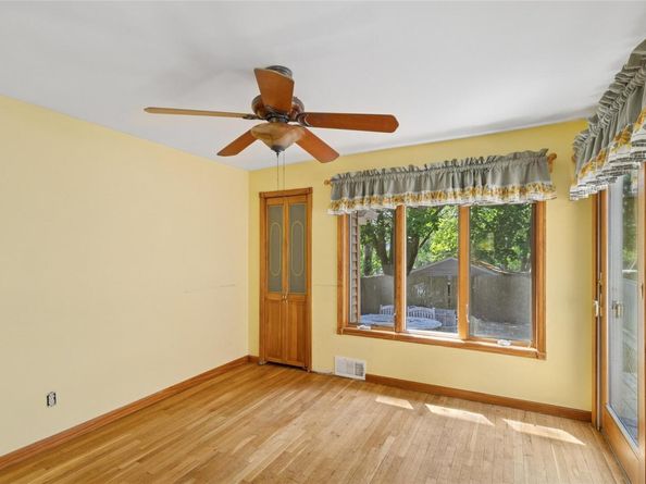 8 Cleary Road, Ronkonkoma NY 11779