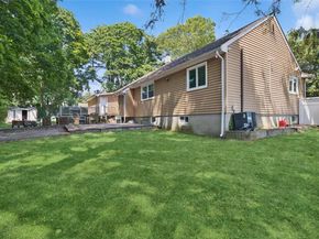8 Cleary Road, Ronkonkoma NY 11779
