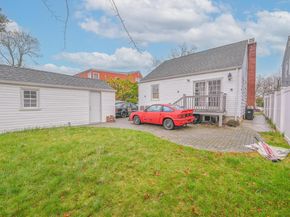 216 Home Street, Valley Stream NY 11580
