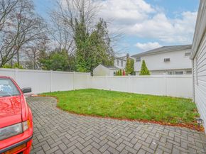 216 Home Street, Valley Stream NY 11580