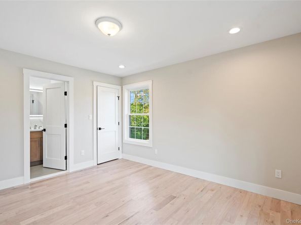 25 Westchester Avenue, Jericho NY 11753