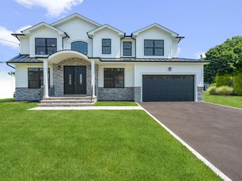 25 Westchester Avenue