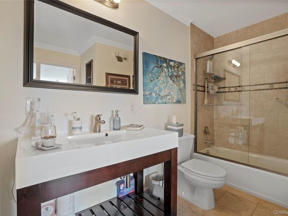 500 Highpoint Drive PH 6, Hartsdale NY 10530