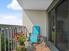 500 Highpoint Drive PH 6, Hartsdale NY 10530