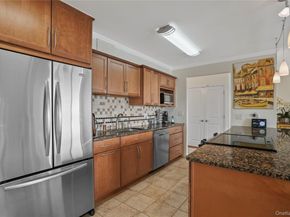 500 Highpoint Drive PH 6, Hartsdale NY 10530
