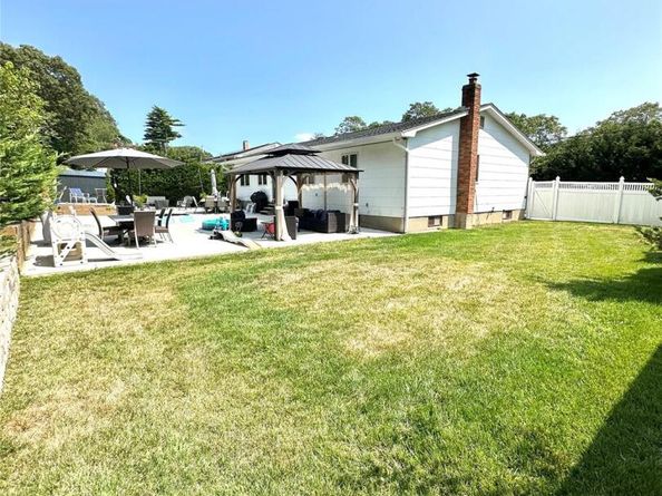 323 Wildwood Road, Ronkonkoma NY 11779