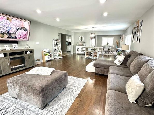323 Wildwood Road, Ronkonkoma NY 11779