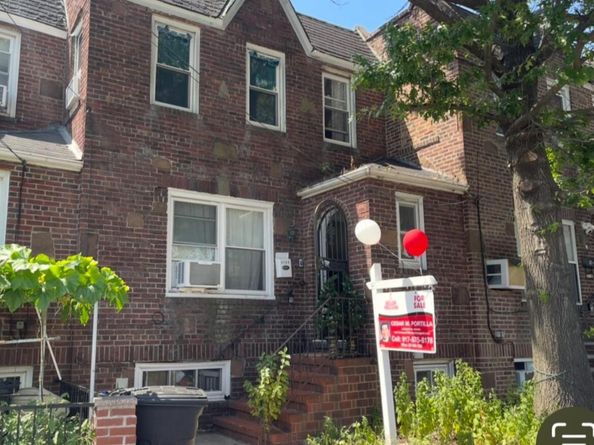5768 Mazeau Street, Maspeth NY 11378