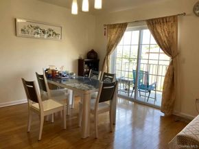 306 Weatherly Place 107, College Point NY 11356