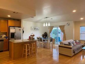 306 Weatherly Place 107, College Point NY 11356