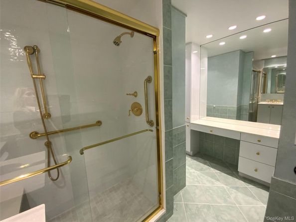 27010 Grand Central Parkway 25O, Floral Park NY 11005