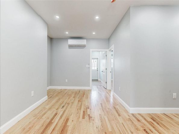 1735 Pacific Street, Brooklyn NY 11213