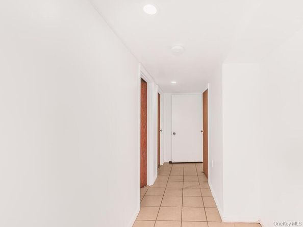 951 E 221st Street, Bronx NY 10469