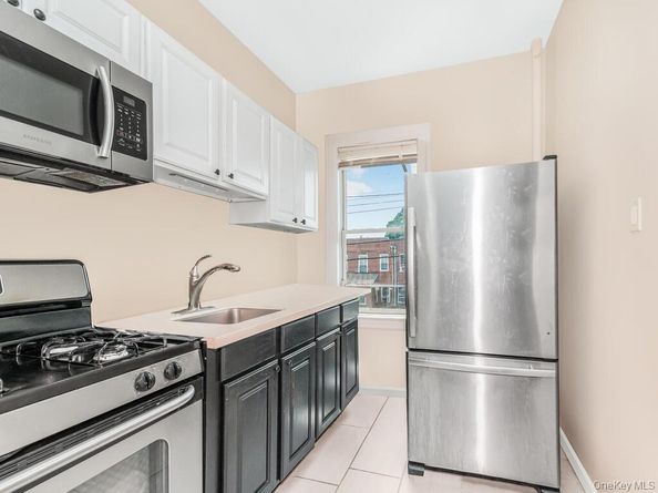951 E 221st Street, Bronx NY 10469