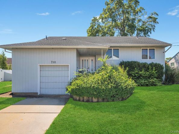710 Fishermans Road, Baldwin NY 11510