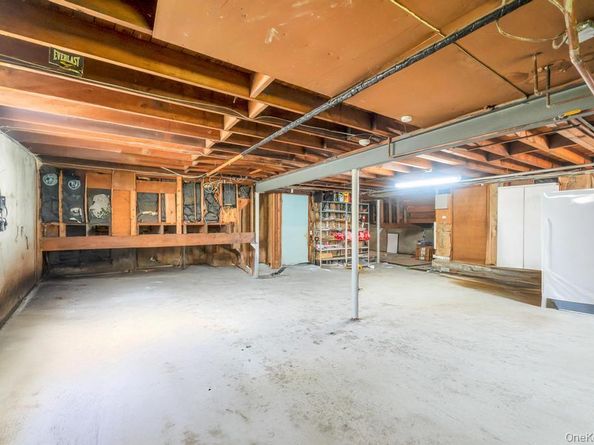 710 Fishermans Road, Baldwin NY 11510