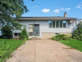 710 Fishermans Road, Baldwin NY 11510