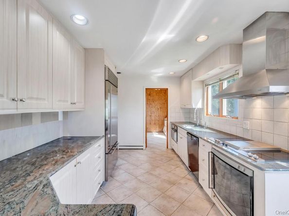 710 Fishermans Road, Baldwin NY 11510