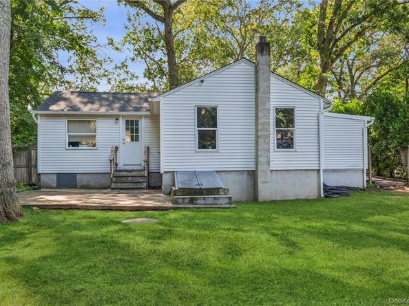 39 Gould Road, Centereach NY 11720